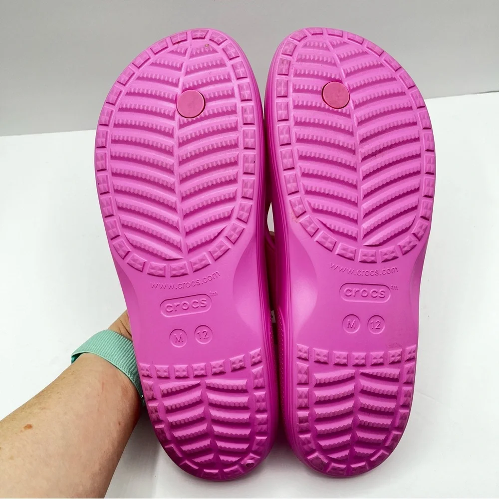 CROCS Men’s Size 12 Party Pink Sandals